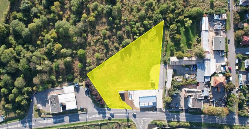 Pronájem komerčního pozemku, Praha, Vídeňská, 3852 m2