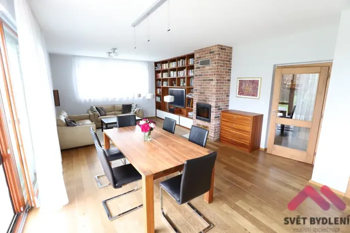Pronájem rodinného domu, Praha - Dubeč, Kolocova, 221 m2