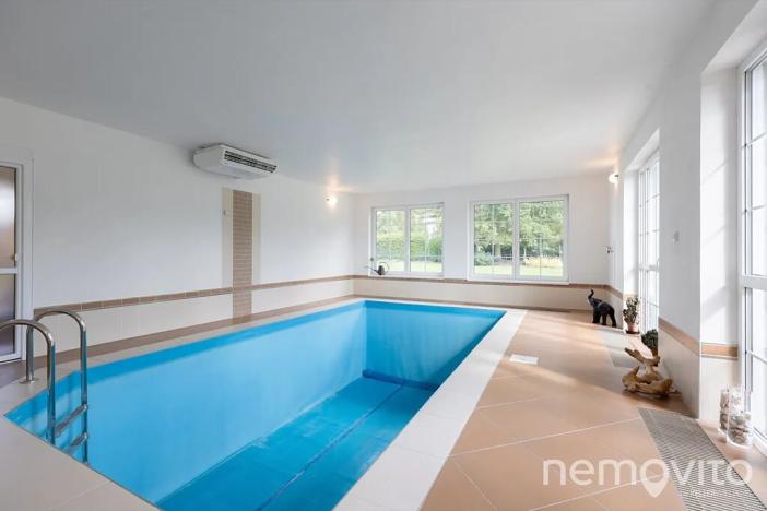 Prodej rodinného domu, Křížkový Újezdec, 412 m2