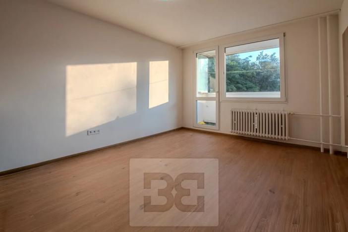 Pronájem bytu 1+1, Praha - Střížkov, Bínova, 32 m2