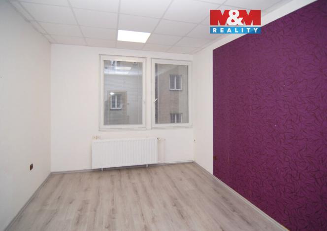 Pronájem kanceláře, Ostrava - Mariánské Hory, Mariánské náměstí, 16 m2