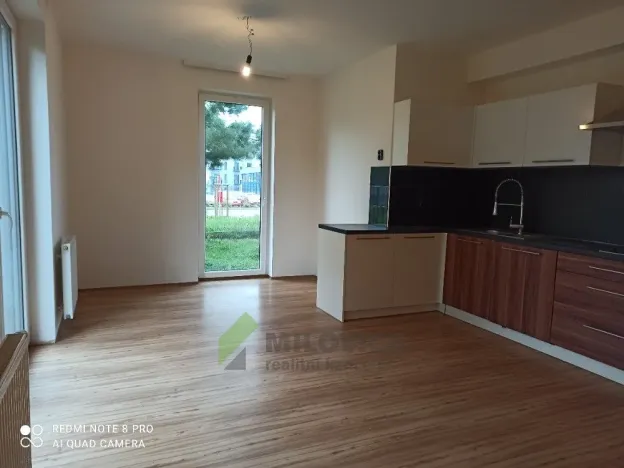 Prodej bytu 3+kk, Milovice, Armádní, 61 m2