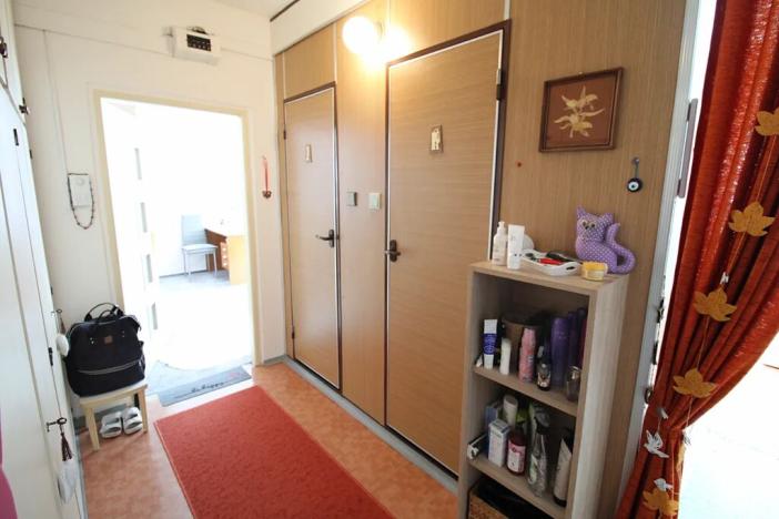 Prodej bytu 2+1, Karlovy Vary, Krymská, 54 m2