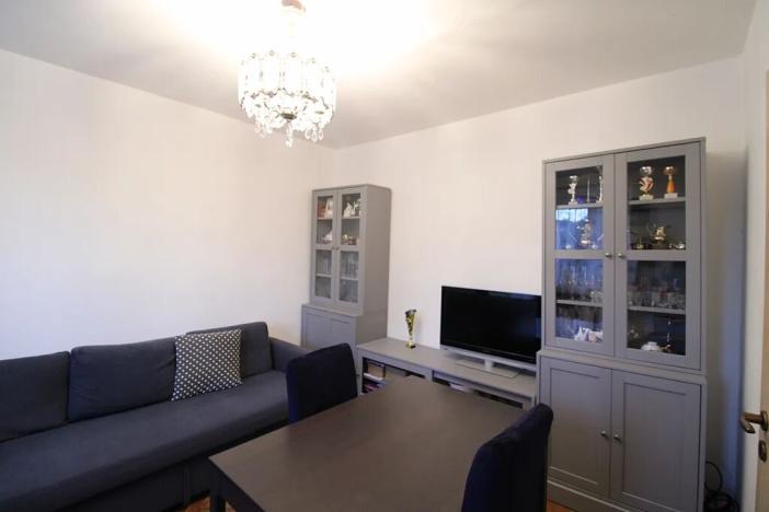 Prodej bytu 3+1, Karlovy Vary, Krymská, 68 m2