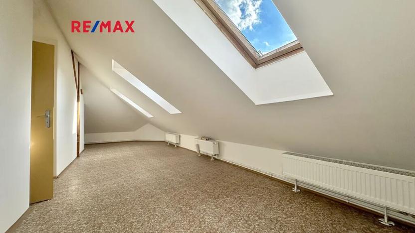 Prodej rodinného domu, Horní Bezděkov, Hlavní, 260 m2