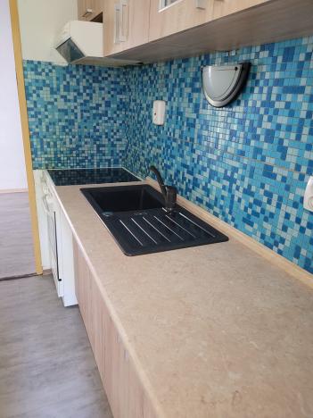 Pronájem bytu 2+kk, Bílina - Teplické Předměstí, Sídliště Za Chlumem, 42 m2