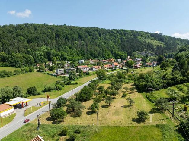 Prodej pozemku pro bydlení, Blansko, 1674 m2