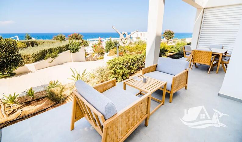 Prodej bytu 2+1, Agios Amvrosios Keryneias, Kypr, 87 m2