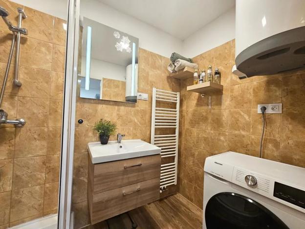 Prodej bytu 3+1, Hostouň, 95 m2