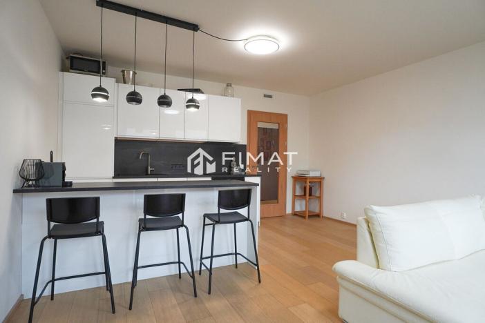 Pronájem bytu 2+kk, Praha - Modřany, Vrátnická, 55 m2