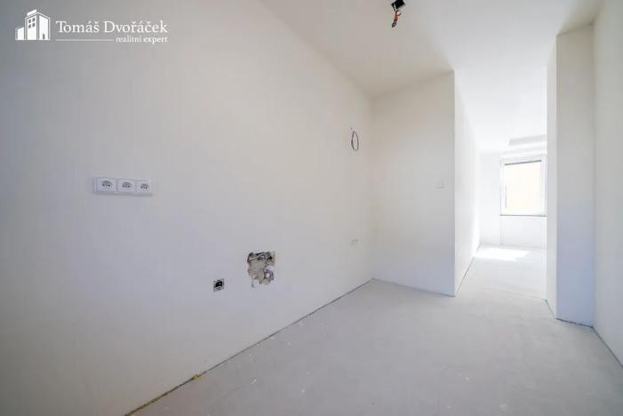 Prodej bytu 2+1, Lomnice, Tišnovská, 43 m2