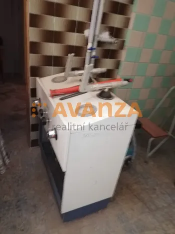 Prodej komerční nemovitosti, Děčín, 1000 m2