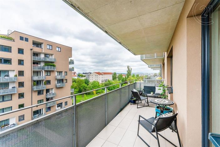 Prodej bytu 4+kk, Praha, Zvěřinova, 108 m2