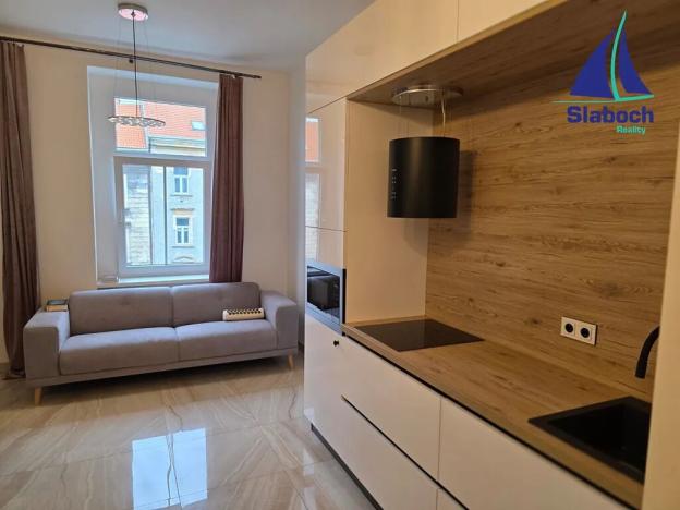 Pronájem bytu 2+kk, Praha - Vysočany, Spojovací, 50 m2