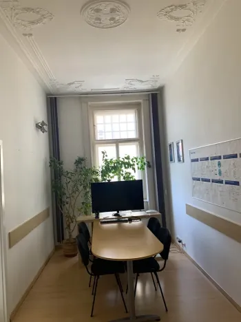Pronájem ordinace, Praha - Vinohrady, Chrudimská, 325 m2