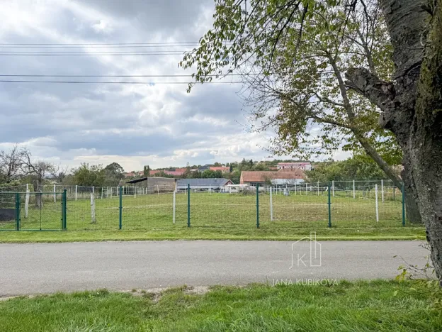 Prodej pozemku pro bydlení, Újezdec, 651 m2