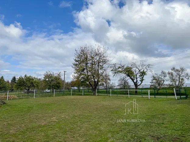 Prodej pozemku pro bydlení, Újezdec, 651 m2