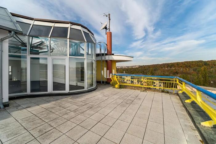 Pronájem kanceláře, Praha - Libeň, Podvinný mlýn, 2000 m2