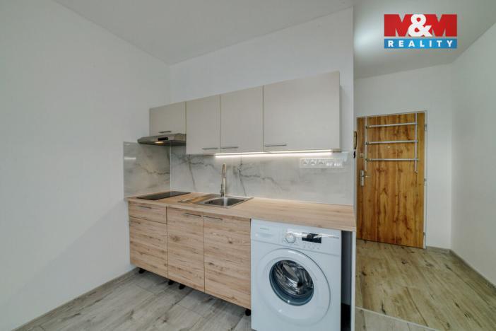 Pronájem bytu 1+kk, Mariánské Lázně - Úšovice, Hroznatova, 19 m2