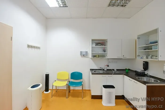 Prodej ordinace, Praha - Vokovice, Kladenská, 145 m2