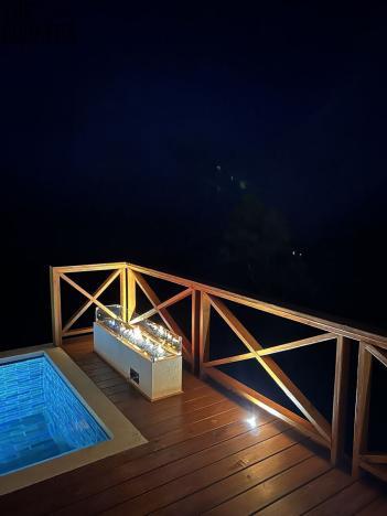 Prodej rodinného domu, Coxen Hole, Roatán, Honduras, 238 m2