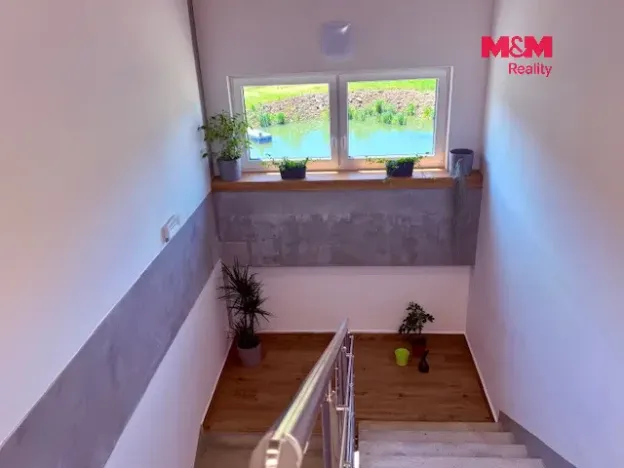 Pronájem skladu, Strančice - Všechromy, 1049 m2