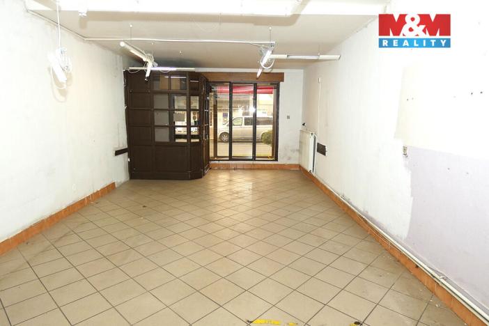 Pronájem obchodního prostoru, Kutná Hora - Hlouška, Masarykova, 201 m2