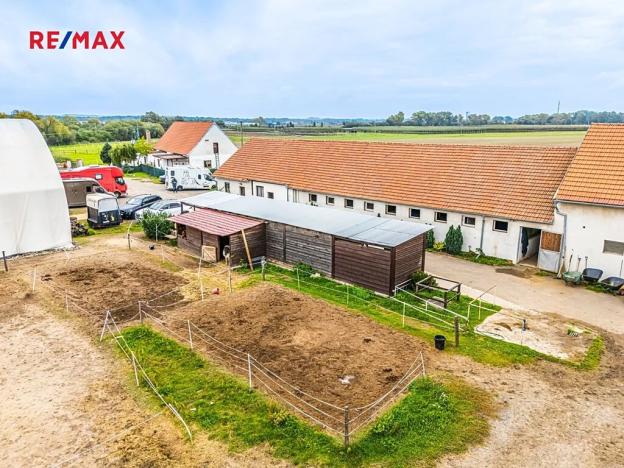 Prodej zemědělské usedlosti, Chlumín, 740 m2