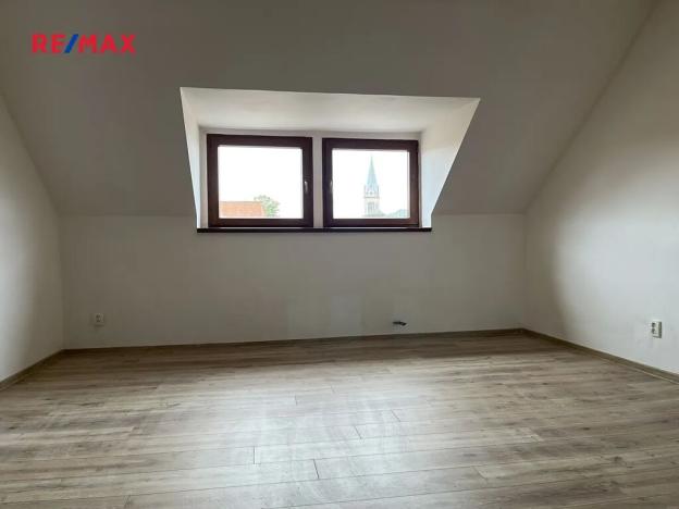 Prodej bytu 4+kk, Kladno, Poštovní náměstí, 123 m2