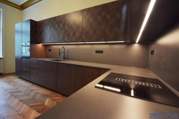 Pronájem bytu 3+1, Praha - Vinohrady, Korunní, 105 m2