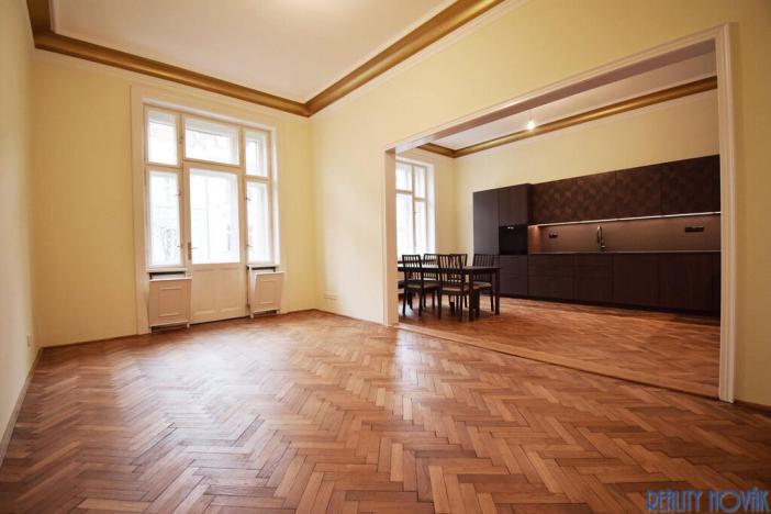 Pronájem bytu 3+1, Praha - Vinohrady, Korunní, 105 m2