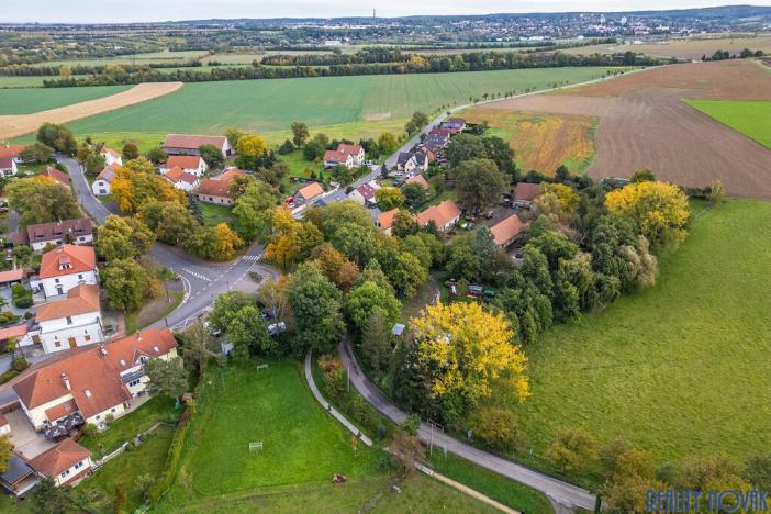 Prodej komerční, Praha - Lipany, Do kopečka, 1539 m2