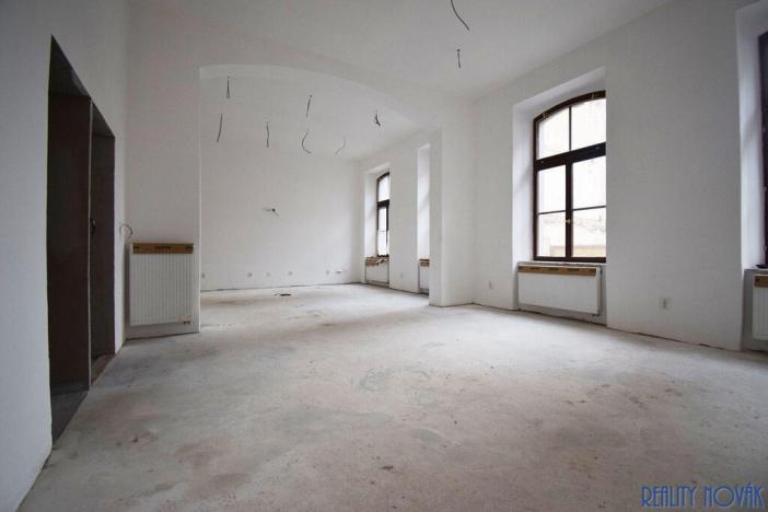 Pronájem kanceláře, Teplice, Českobratrská, 88 m2