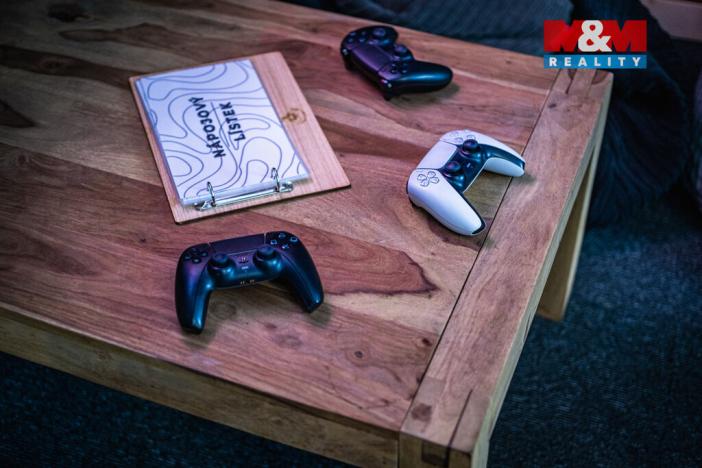 Pronájem restaurace, Benešov, Nádražní, 107 m2