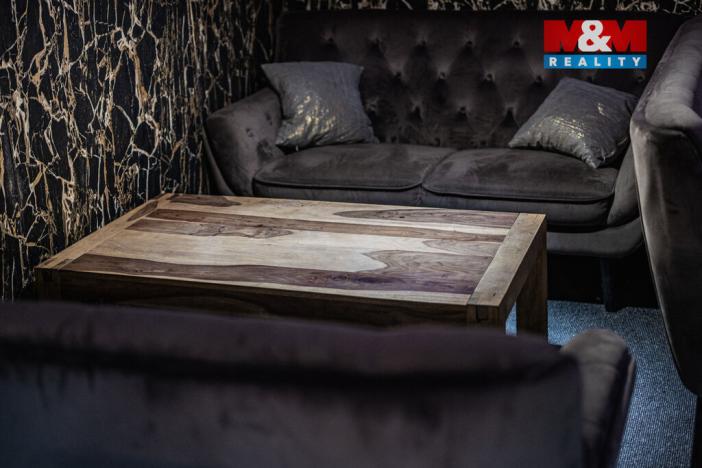 Pronájem restaurace, Benešov, Nádražní, 107 m2