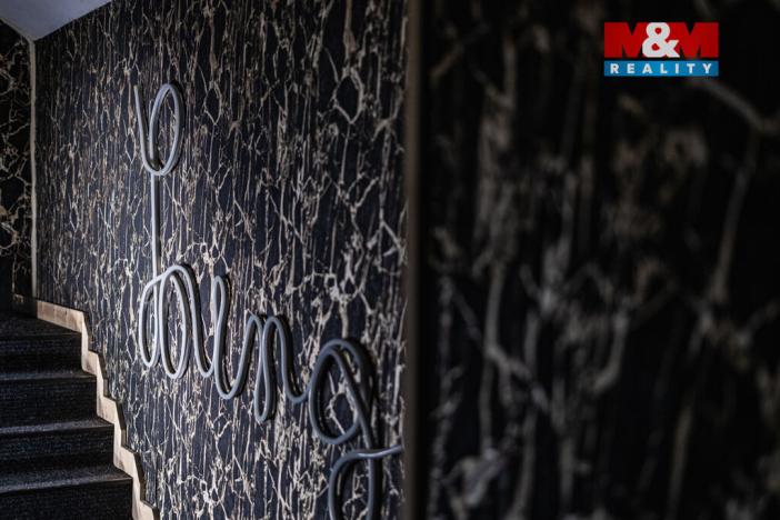 Pronájem restaurace, Benešov, Nádražní, 107 m2