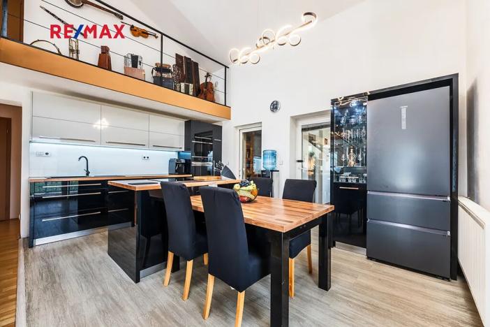 Prodej rodinného domu, Jabloňov, 154 m2