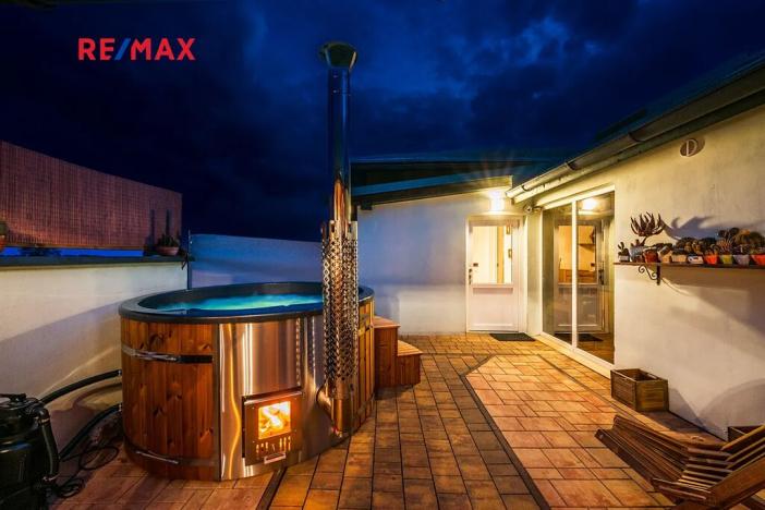 Prodej rodinného domu, Jabloňov, 154 m2