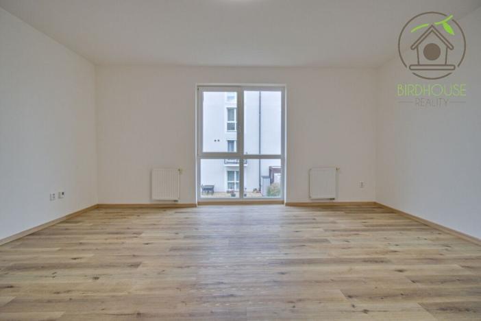 Pronájem bytu 2+kk, Jesenice, Cedrová, 69 m2