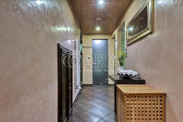 Prodej rodinného domu, Vrchlabí, 429 m2