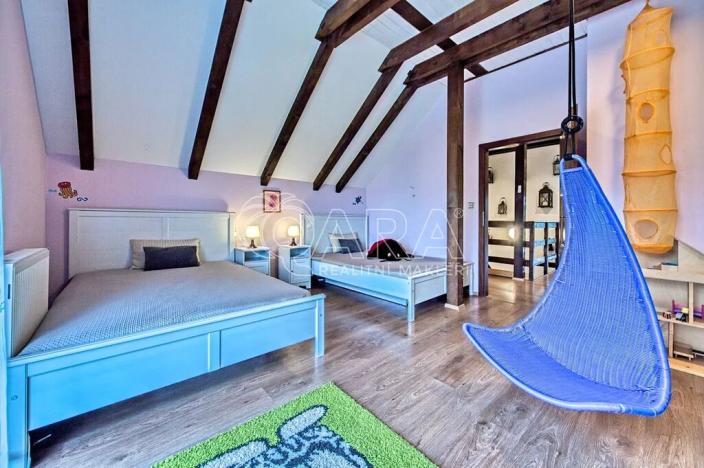 Prodej rodinného domu, Vrchlabí, 429 m2