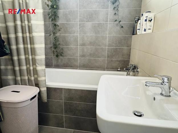 Pronájem bytu 3+kk, Horoměřice, T. G. Masaryka, 82 m2