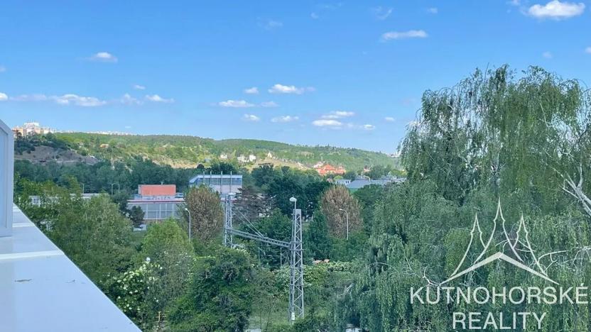 Pronájem bytu 1+1, Praha - Bubeneč, Šestidomí, 37 m2