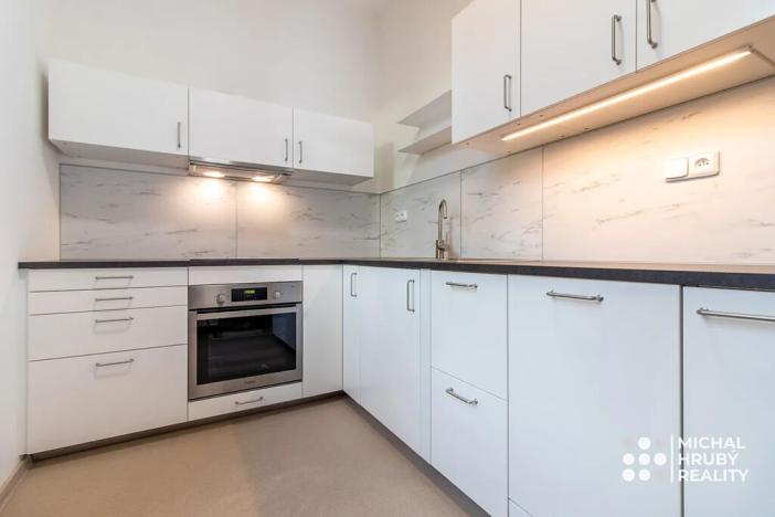 Pronájem bytu 2+1, Ostrava, Nádražní, 64 m2