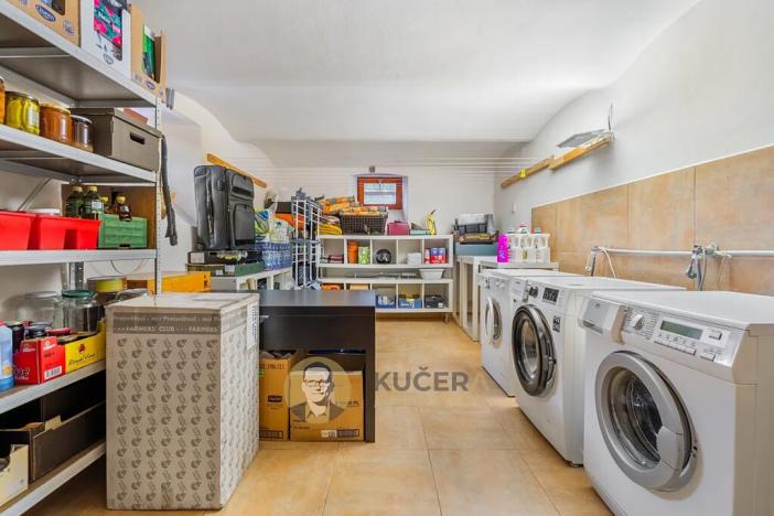 Prodej rodinného domu, Lichnov, 672 m2