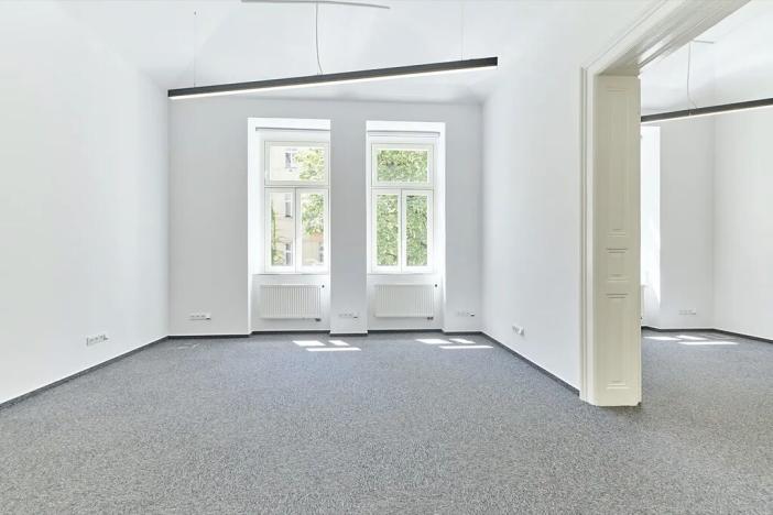 Pronájem kanceláře, Praha, 350 m2