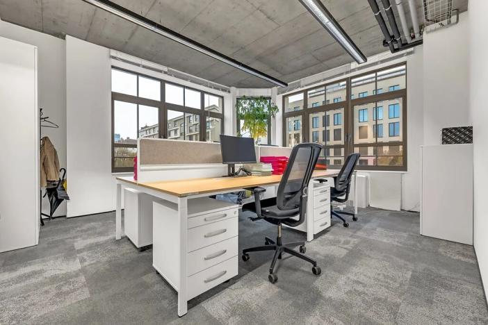 Pronájem kanceláře, Praha, 700 m2