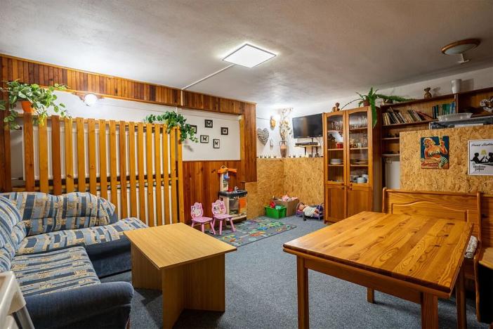 Prodej ubytování, Strážné, 450 m2