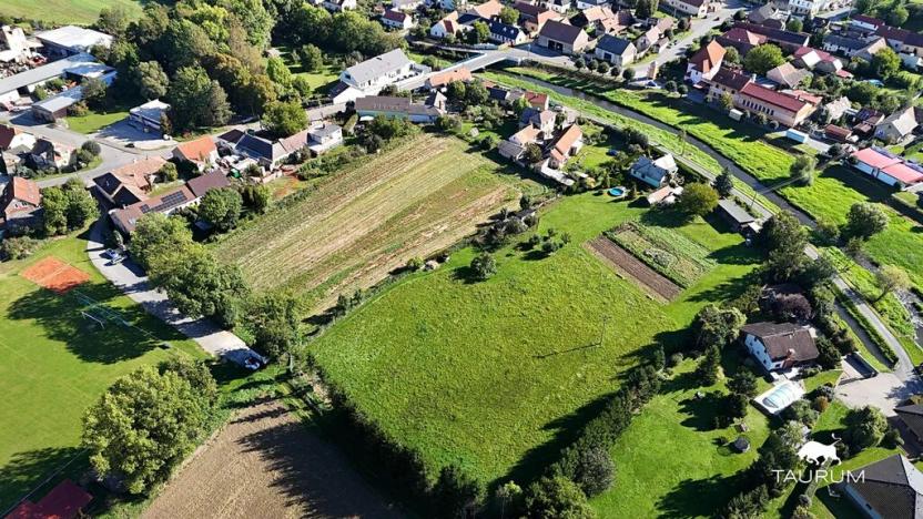 Prodej pozemku pro bydlení, Chodouň, 13216 m2