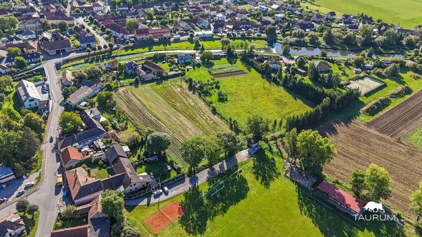 Prodej pozemku pro bydlení, Chodouň, 6455 m2